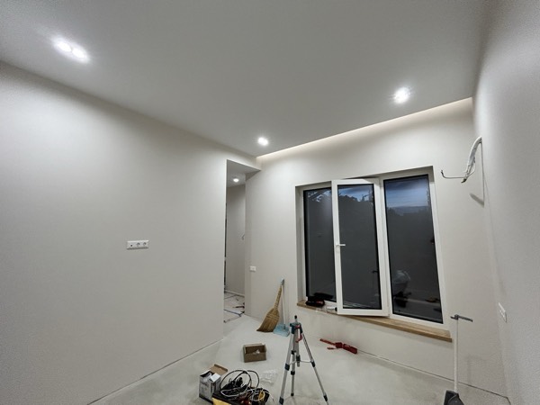 Instalați electrice